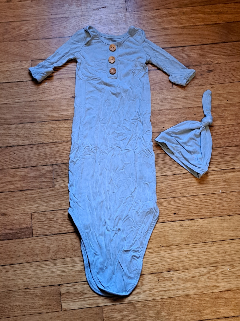 Caden Lane Blue Baby One-Piece Sleep Gown with Knot Hat